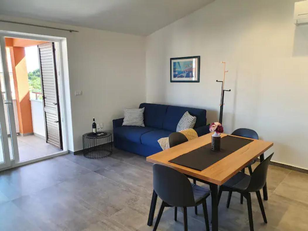 Modern Apartment Ana Premantura Extérieur photo